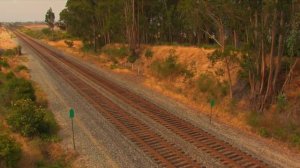 Красивое Видео Поезд в США Америка USA. Локомотивы тянут скоростной двухэтажный поезд