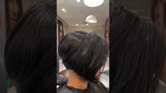 Bob!#bobcut #trendingshorts #hair #salon #hairstyle #haircare#hairstylists #hairjourney #