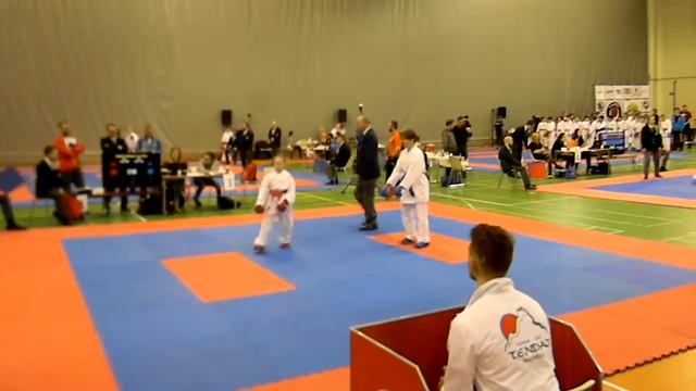 Рига март 2018 г. Кристина 10-11 лет абсолютка бой 2 с большой девочкой