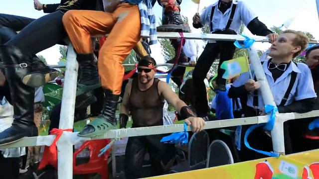 КАВАЛЬКАДА ФЕСТИВАЛЯ ЦИРКОВОГО ИСКУССТВА смотреть онлайн