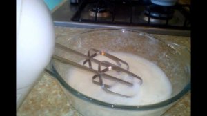 Белковая глазурь для куличей, пирожных и вообще для чего угодно)))