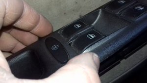 Не работает стеклоподъёмник. Причина. Ремонт своими руками.