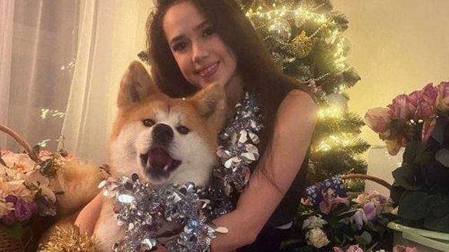 Загитова назвала главное событие 2019 года и станцевала Макарену смотреть онлайн