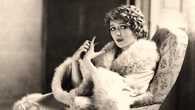 Романс "ДВЕ РОЗЫ" смотреть онлайн