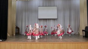 Ансамбль народного танца "Ялкын"танец Татар Мишар