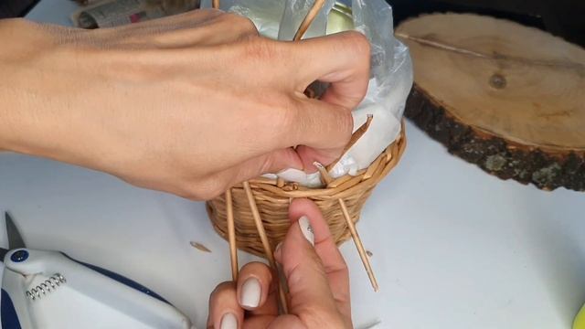 Мастер класс плетения корзинки для цветов DYI  /подробно, поэтапно смотреть онлайн