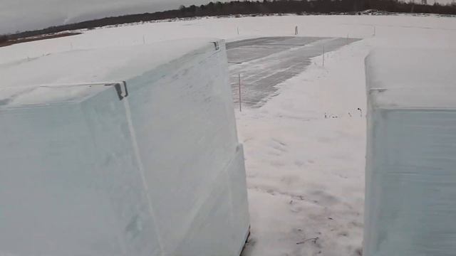 А вы думали где берут лёд, для постройки ледяных городков?