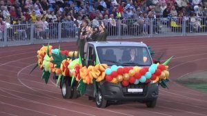 Летопись времен! Песни о труде!