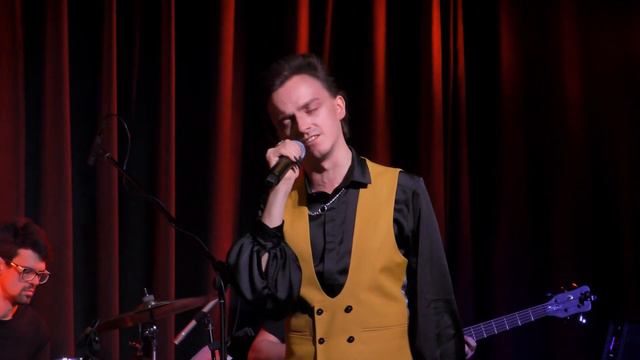 Ярослав Баярунас - Je Dors Sur Des Roses (рок-опера «Mozart. L'Opera rock») смотреть онлайн