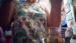 Что делать если обожгла палец