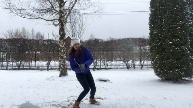 Сумерки - бейсбол (снежки) смотреть онлайн