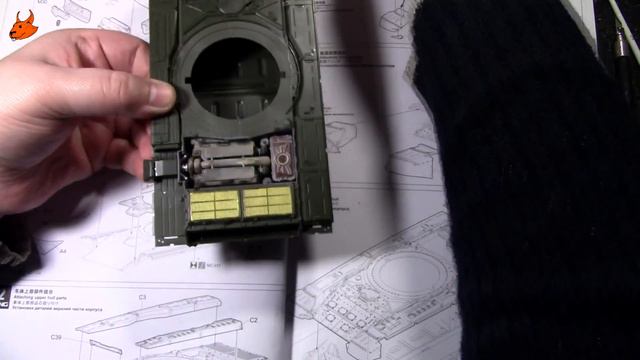 Сборка модели российского ОБТ Т-90А Владимир от Meng часть 4 смотреть онлайн