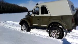 Газ 69 с блокировкой БТР по слежавшемуся снегу ч.1