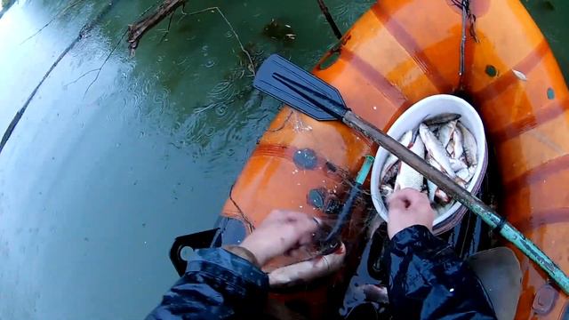 Проверка сеток под дождём в зонтике,Китай рулит. смотреть онлайн