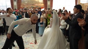 ЖЕНИХ ЗАБРАЛ НЕВЕСТУ ИЗ ДАГОГНЕЙ И ПРИВЕЗ В ИЗБЕРБАШ!Видеограф Муслим Камбулатов тел:89285802662