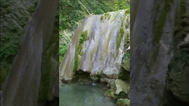 Водопад Молодости в Мамедовом ущелье