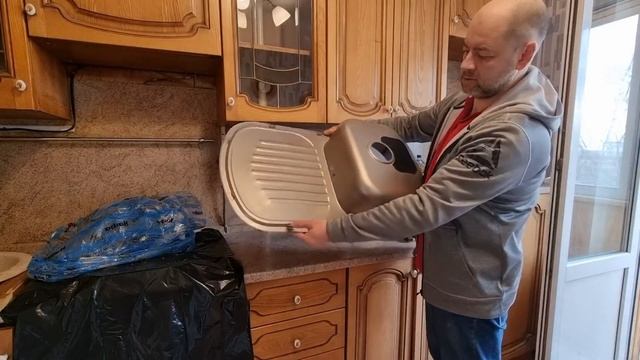 Распаковка и обзор кухонной мойки из нержавеющей стали смотреть онлайн