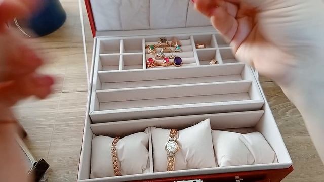 Новая шкатулка для украшений. Покопаемся в сундучке с золотом?!? смотреть онлайн