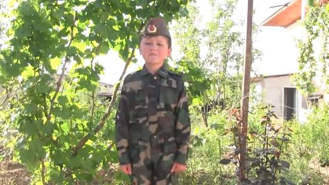 Предлагаем вашему вниманию маленькое праздничное поздравление наших уважаемых ветеранов ВОв смотреть онлайн