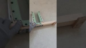 Подставка для дверного полотна