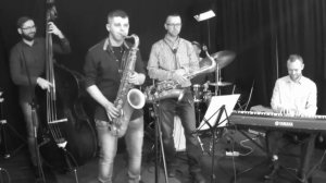 Jody grind(Horace Silver)-Valentin Tetradov tenor sax solo