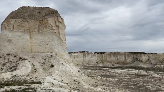Меловые горы. Заброшенный карьер. Оренбургская область. Южный Урал. Автотрип на Майские праздники.