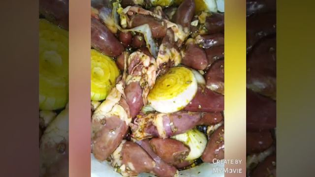 домашний шашлык из куриных сердечек на шпажках.