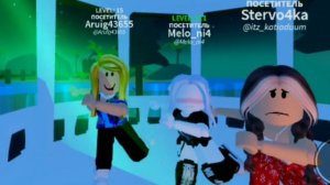 танцы роблоксеров  под песню Black Pink