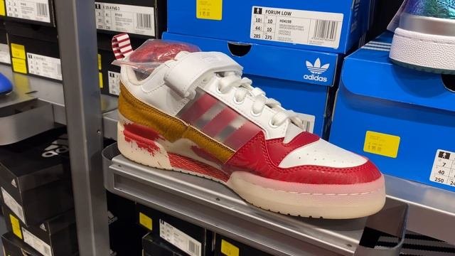 Adidas Forum Low “Scary Clown” (Cloud White/Active Maroon/Core Black) - SKU: G55617