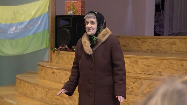 сногшибательные стихи старушки 2 смотреть онлайн