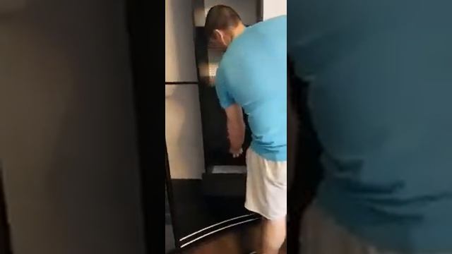 Радиусный шкаф купе.