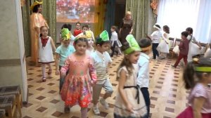 Сказка про помидор. Почему Помидор красный!?