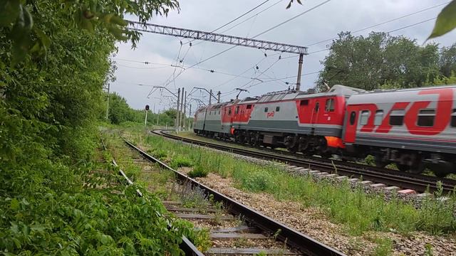 2ЭС6-819 С Скорым Поездом 65 Тольятти-Москва Со Злым Машинистом смотреть онлайн