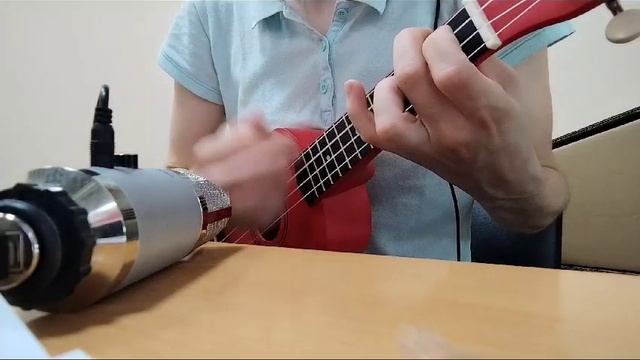 Обзор у Укулеле сопрано TUTTI JR