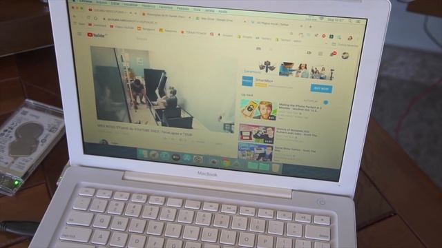 macOS Catalina em um MACBOOK WHITE de 11 ANOS! Como fica? смотреть онлайн