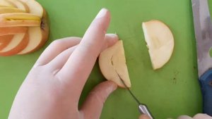 Karving. Mevalardan oqqush yasash