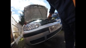 How to remove Volkswagen Golf headlights / Как снять передние фары Volkswagen Golf