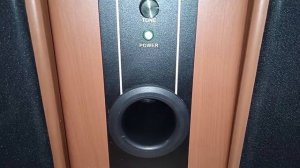 Видео сравнение активных колонок Sven sps 704 и Sven sps 820