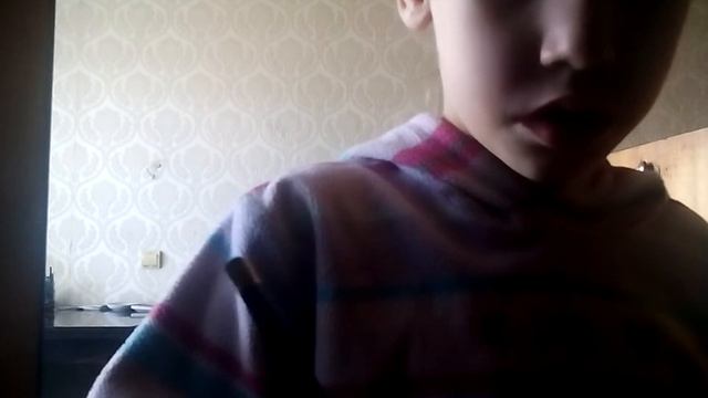 Как сделать самому и своими руками. Линейку из листной бумаги в клетку или косую линию.