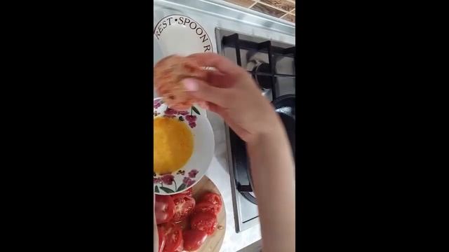 Помидоры в панировке.Быстрый и оригинальный рецепт приготовления помидор в панировке.