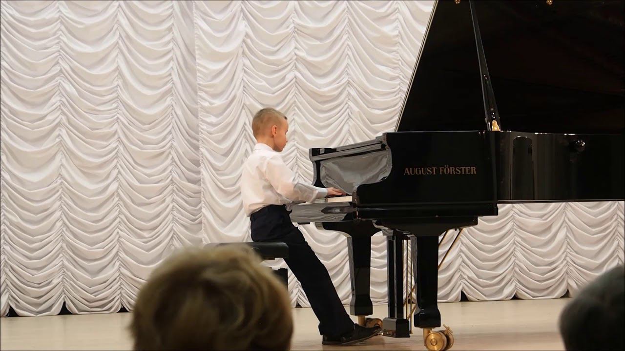 Захар Внутских, 7 лет, Ф.Шопен, "Забытый вальс" смотреть онлайн