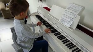 William Gillock Prelude An Old Valentine Piano Ivan Dudachkin (6 years)