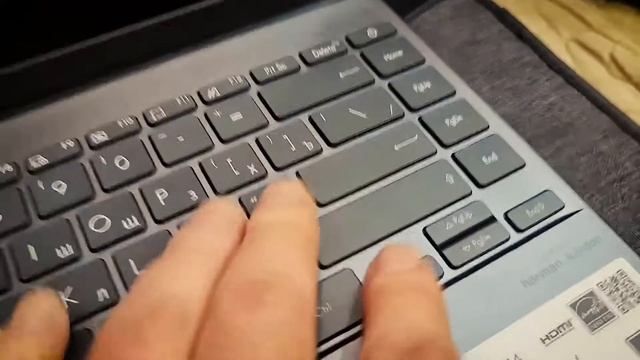 ASUS ZenBook 14 UM425IA-AM063T (AMD Ryzen 7 4700U 2000MHz / 14" / 1080FHD / 16GB / 1TB SSD) смотреть онлайн