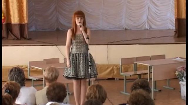 Выпускной в школе в 8-х классах. Песня "Я большая".