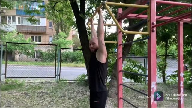 Фулл Бади тренировка на спорт площадке с собственным весом