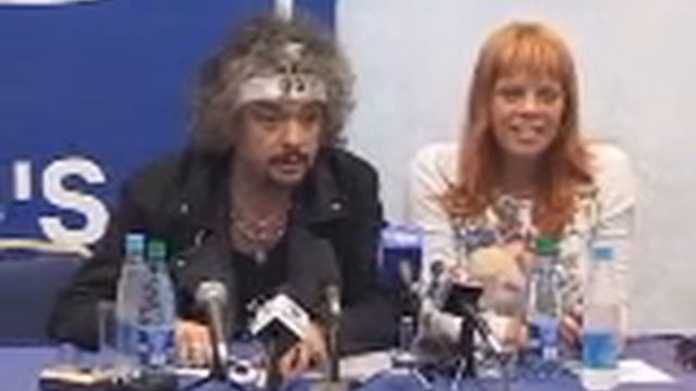 Kirkorov I Zhurnalistka(Киркоров и журналистка)