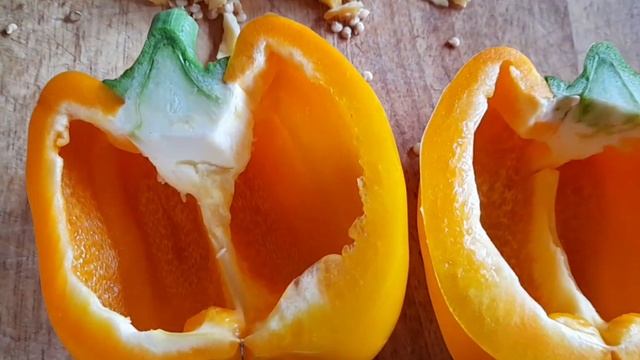 отличные сорта перца для Сибири, золотой телец и маринкин язычок. смотреть онлайн