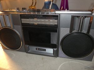 Hitachi TRK-6820H Stereo Radio Cassette Recorder Boom Box-ТАЙВАНЬ
