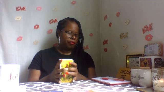 ALL SIGNS LIVE! THE DAILY LOVE SNAPSHOT!! ❤️?❤️? - APRIL 28, 2022 #RedLipstickTarot #tarot смотреть онлайн