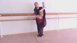 Как сесть на шпагат: процесс растяжки и результат